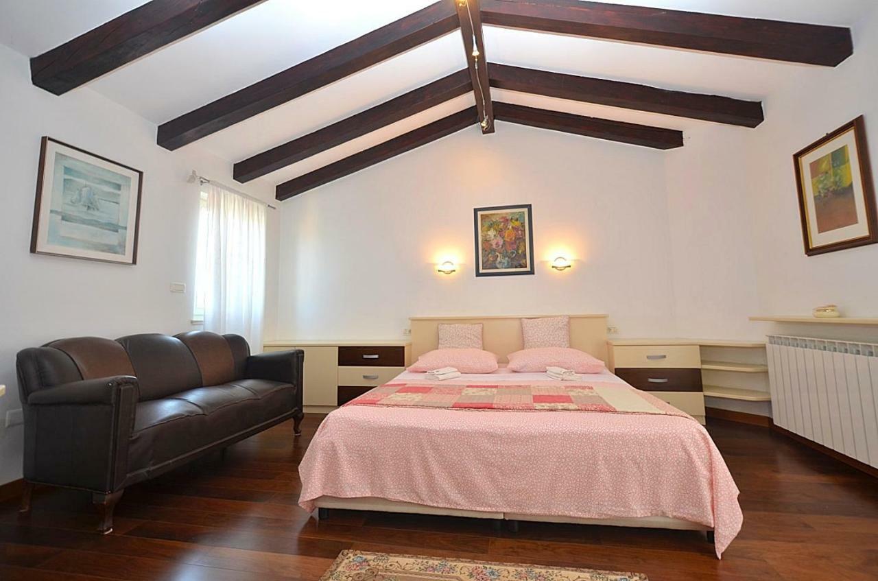Holiday Home Sverko Novigrad Istria Εξωτερικό φωτογραφία